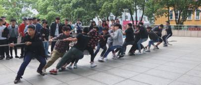 长沙北大青鸟码农校区拓展活动